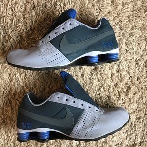 Nike Shox Deliver Grey and Blue size 12